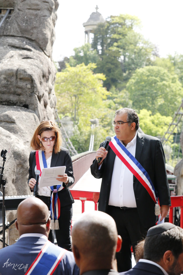 Cérémonie "Ne t'éloigne pas de l'Olivier" 
